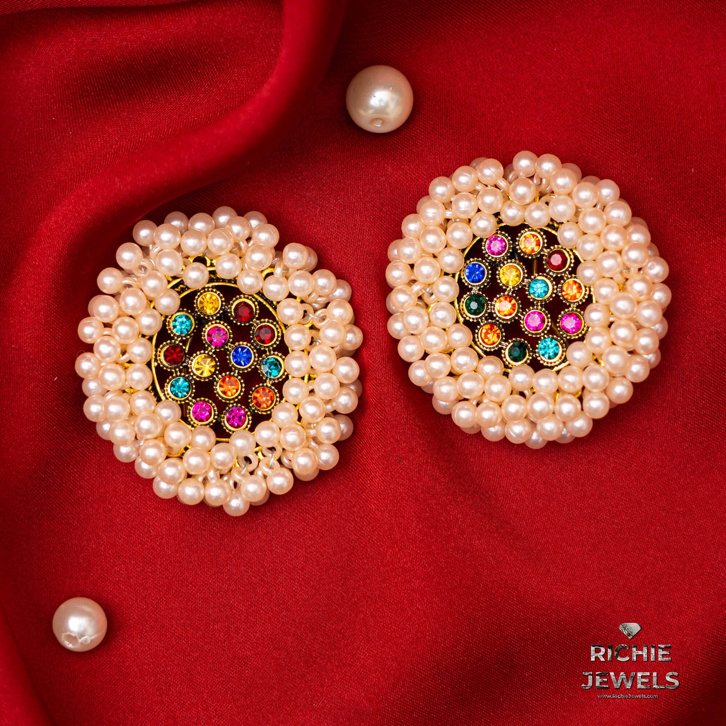 Pearls N Colors