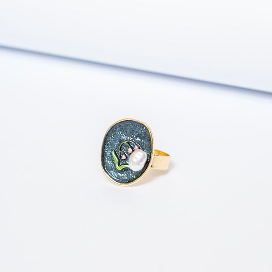 Pearlk Flower Ring