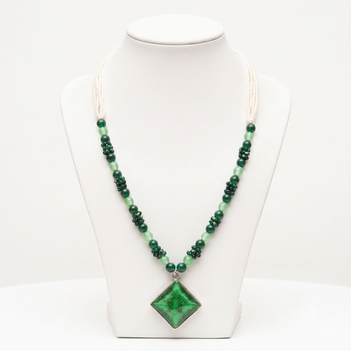 Green Jadeite Stones Necklace